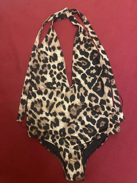 Бански Zara НОВ с етикет