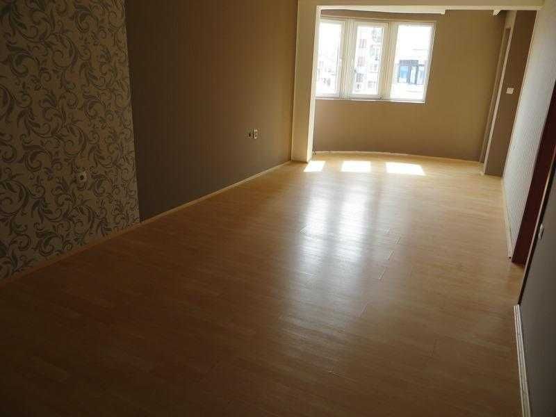 Дава се под наем Тристаен апартамент в Пловдив, Тракия - 88 кв.м за 402.9 € - Снимка #2