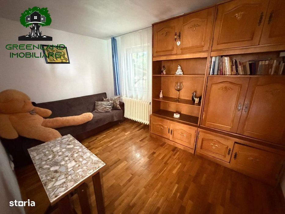 Casa in oras, 4 camere, 202 mp, anexa, garaj, Podu de Fier