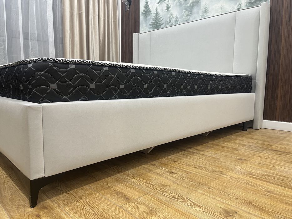 Двухместный кровать