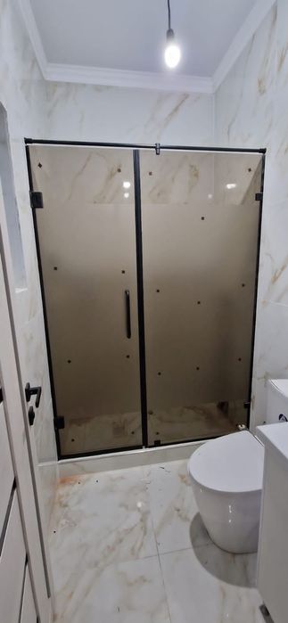 Душевые кабины и перегородки