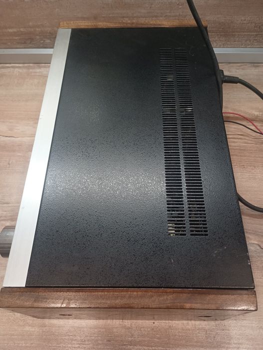 Pioneer SX 550 усилвател