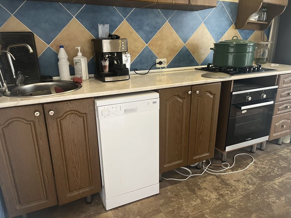 продам кухонный гарнитур