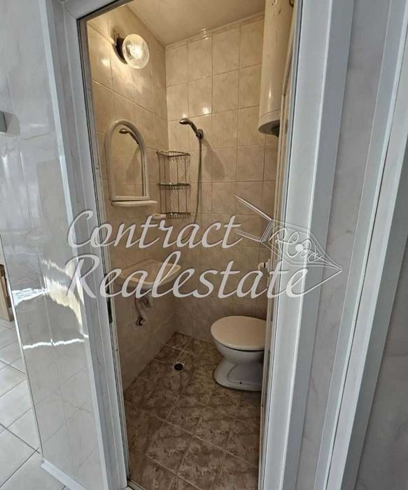 Дава се под наем Едностаен апартамент в Варна, Цветен квартал - 20 кв.м за 255 € - Снимка #4