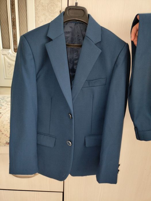 Продам школьный форму