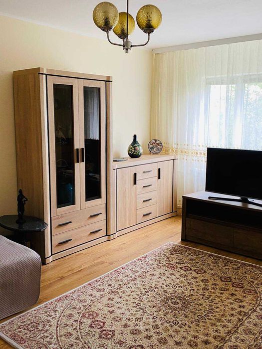 Caut colegă de apartament