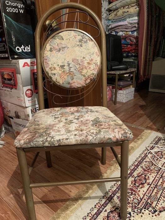 Стулья продам 6 штук цена договорная