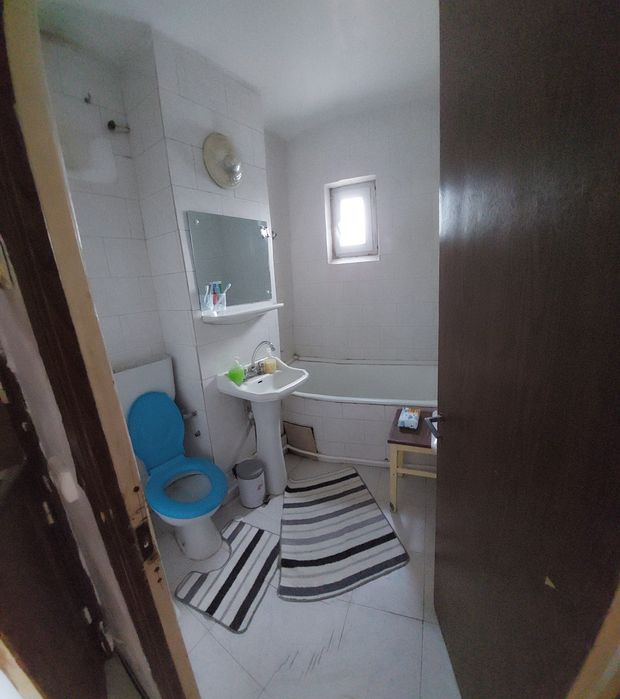 vand apartament 2 camere dec zona brosteni