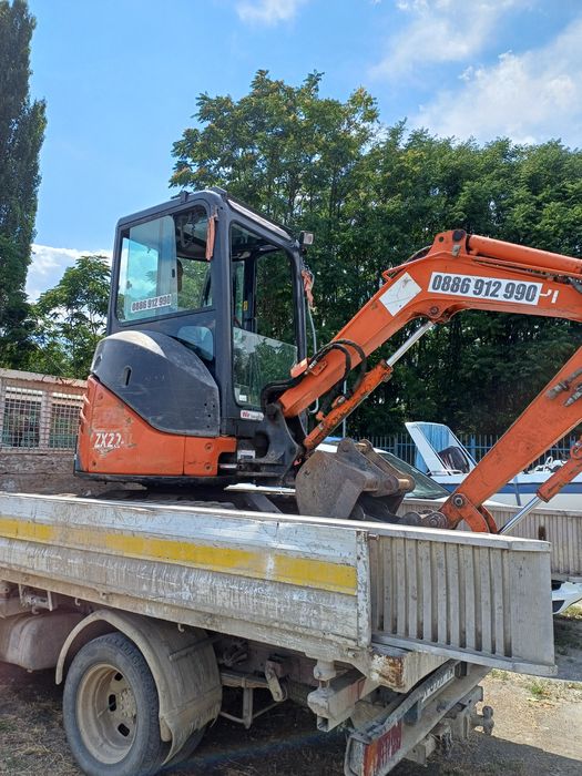 Контейнери под наем и камиони за извозване на отпадаци транспортни и хамалски услуги