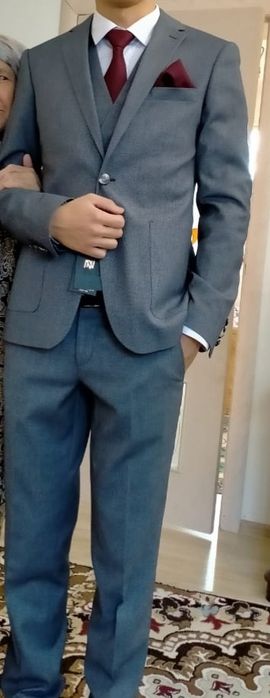 Костюм выпускной