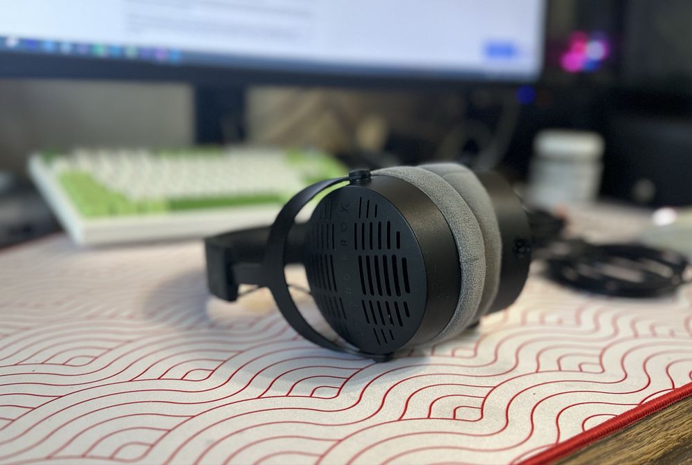 Студийные наушники Bayerdynamic DT 900 Pro X