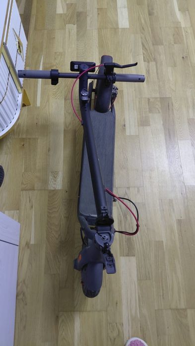 Trotineta Navee v40i