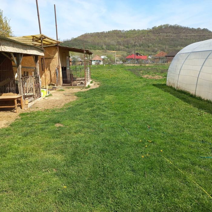 Casa moderna de vanzare