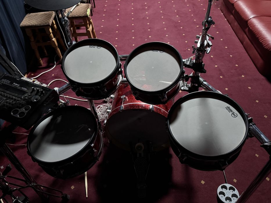 Tobe electronice Drum-tec cu modul Roland td-30!