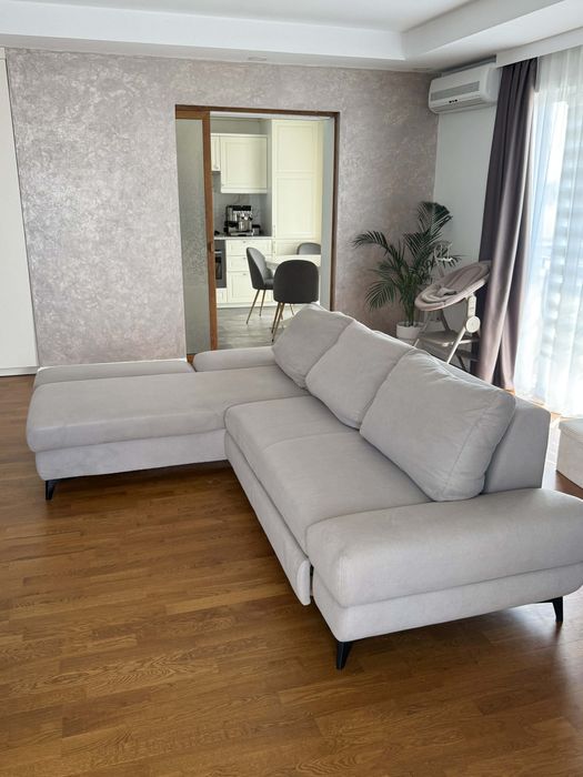 Canapea coltar extensibila cu loc de depozitare