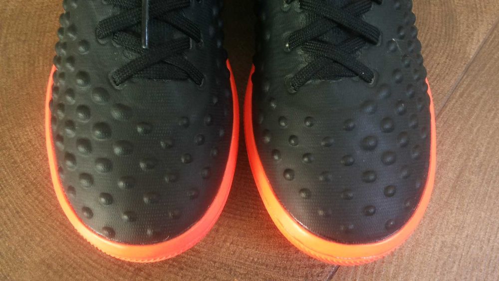 NIKE MAGISTAX Astro Turf размер EUR 36 обувки 380-14-S