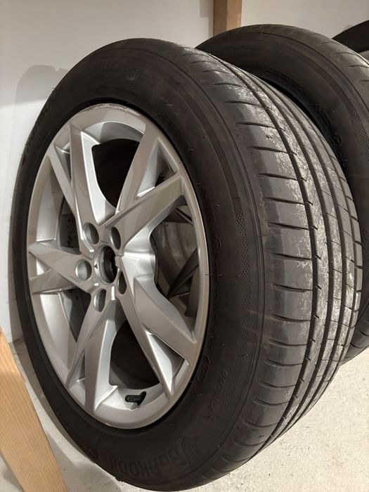 Jante originale Audi A4 B9 anvelope vara 225/50/R17
