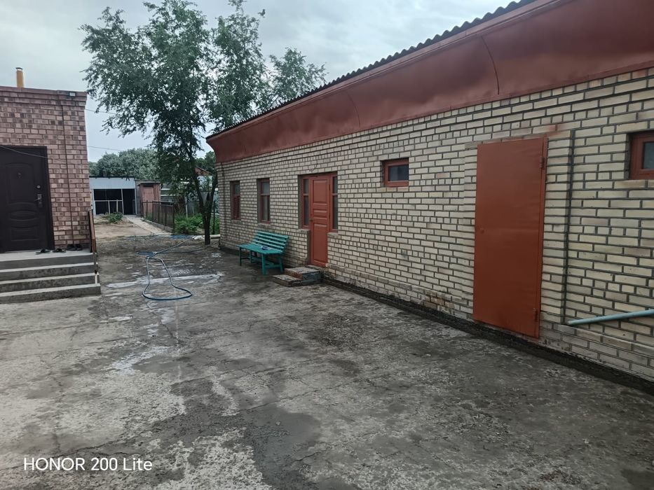 Жеті бөлмелі үй. Дом из семи  комнат