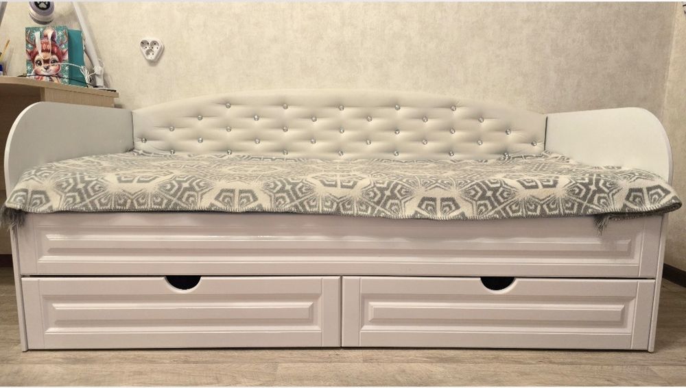 Диван-кровать с ящиками подростковый (1,8×0,8м)