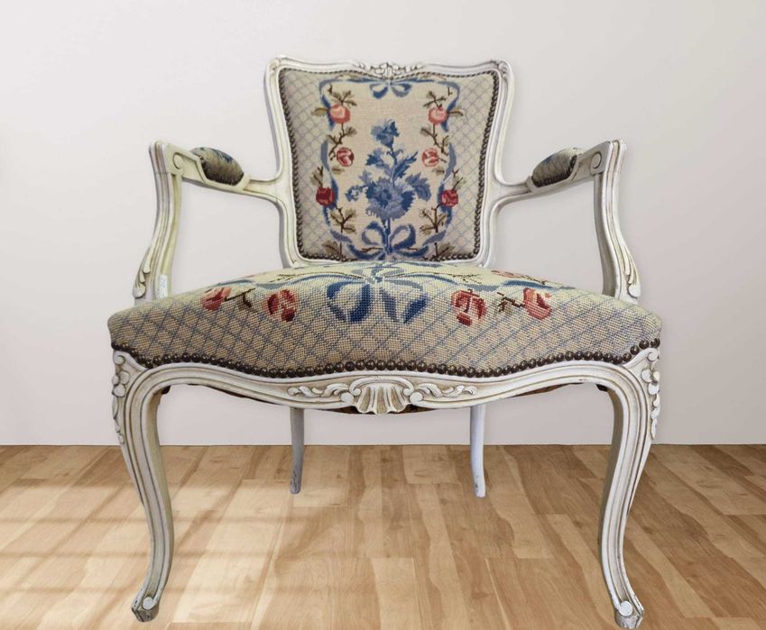 Гобленово винтидж кресло в стил "ЛУИ XV"