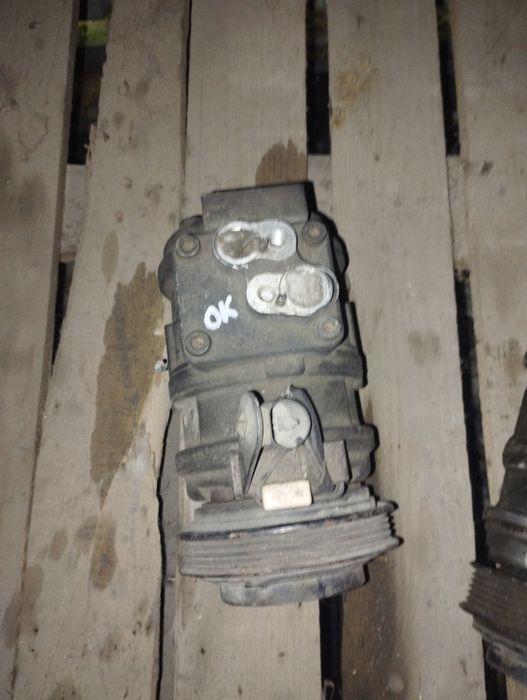 BMW E32 Е34 E36 компрессор кондиционера