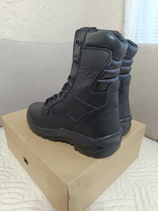 Плицейски кубинки 43