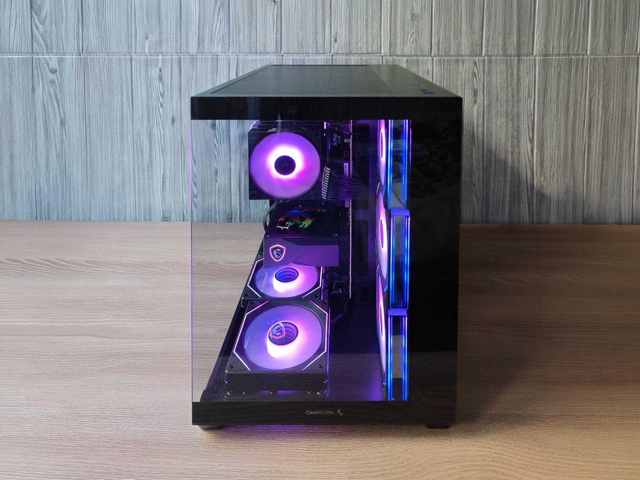 Геймърски компютър Ryzen 5 5600/RTX 5060/16GB DDR4/512GB SSD