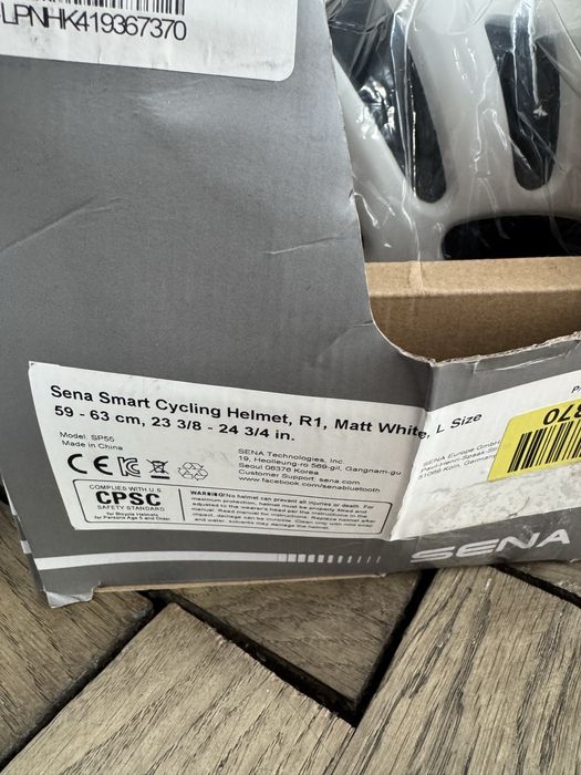 Vand 2 casti pentru biciclete Sena R1 si R1 Evo noi