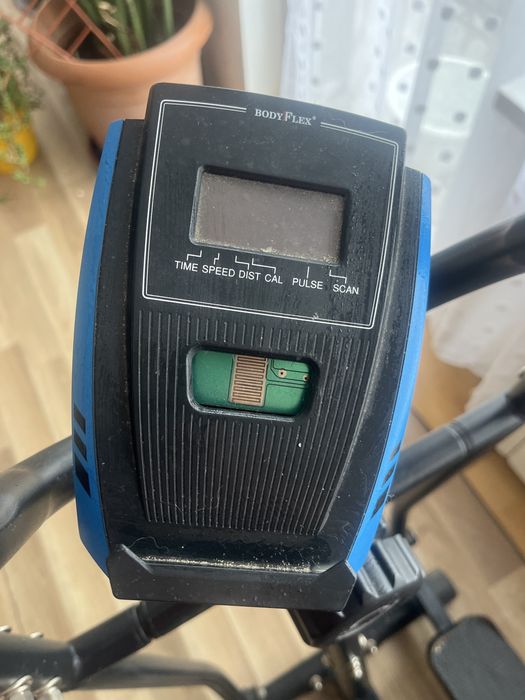 Продавам кростренажор