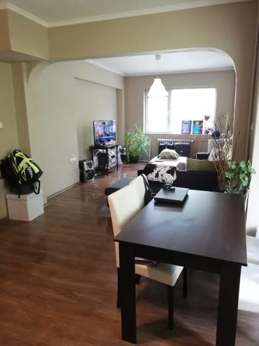 Дава се под наем Двустаен апартамент в ж.Зоопарк - 70 кв.м за 698.19 € - Снимка #1