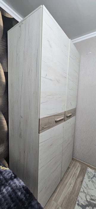 Продам шкаф новый