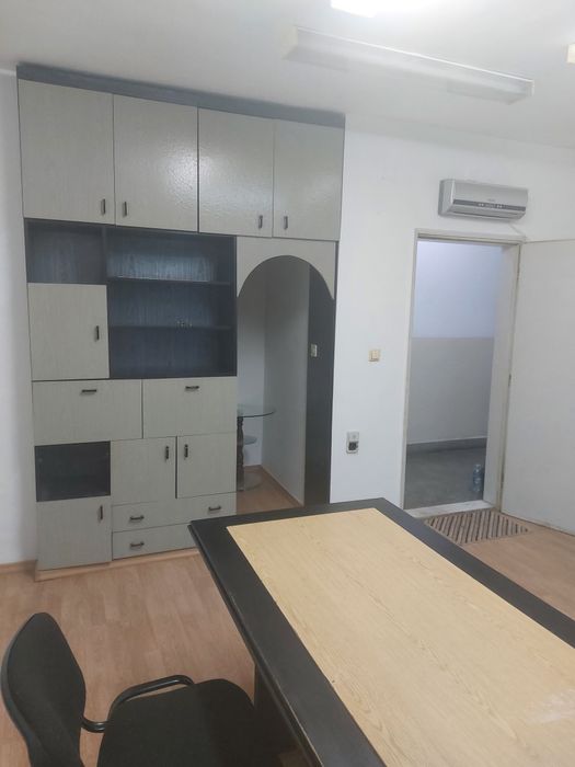 Дава се под наем Офис в Ямбол, Аврен - 24 кв.м за 198.9 € - Снимка #2
