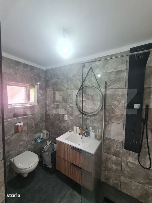 Doua case, 1100 mp de teren, zona Avram Iancu, posibilitate achizitie