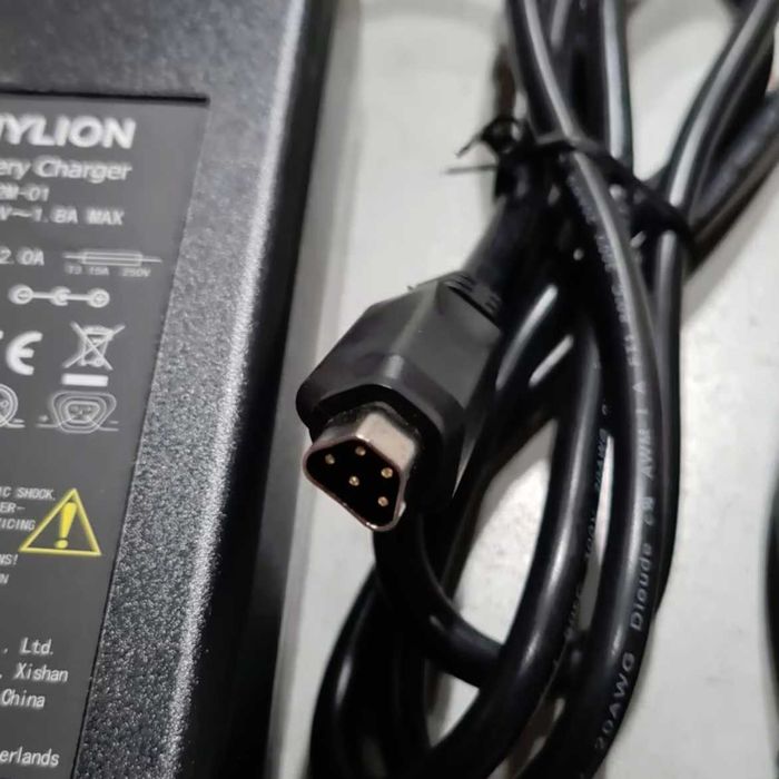 Incarcator Fischer mufa trapez 5 pini bicicleta electrica ebike Brose