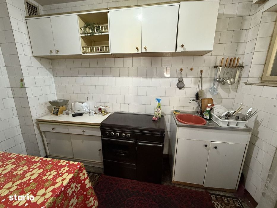 Apartament 3 Camere Ultracentral Liceul Hurmuzachi