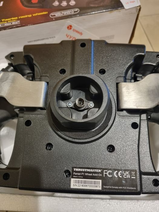 THRUSTMASTER Ferrari F1 Wheel Add-on, волан за PS4/PS3/PC/Xbox One