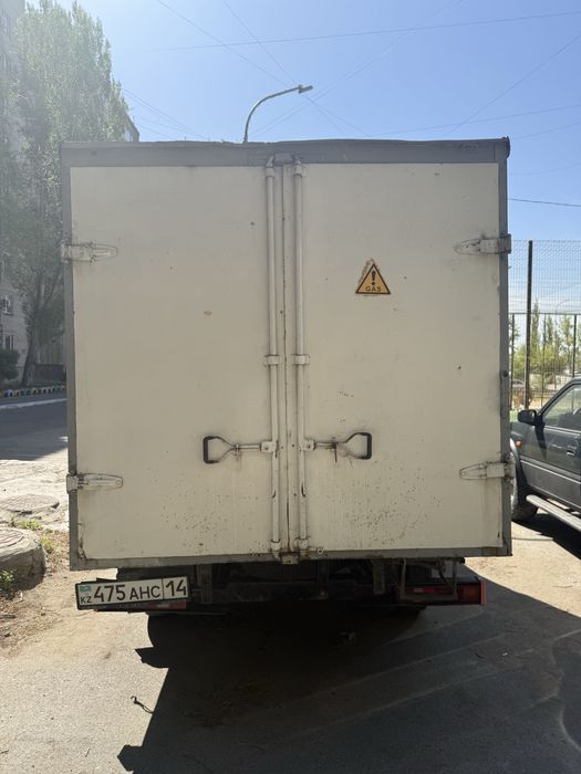 Продам газель термобудка