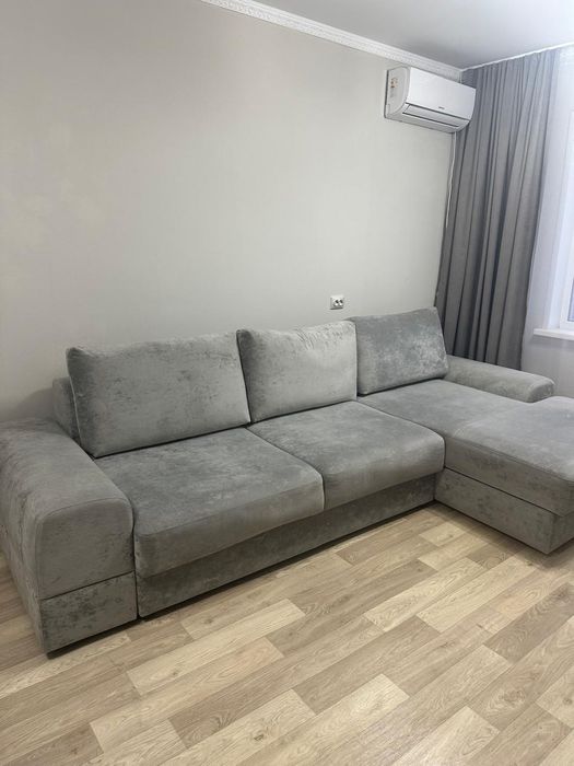 Продам качественный диван