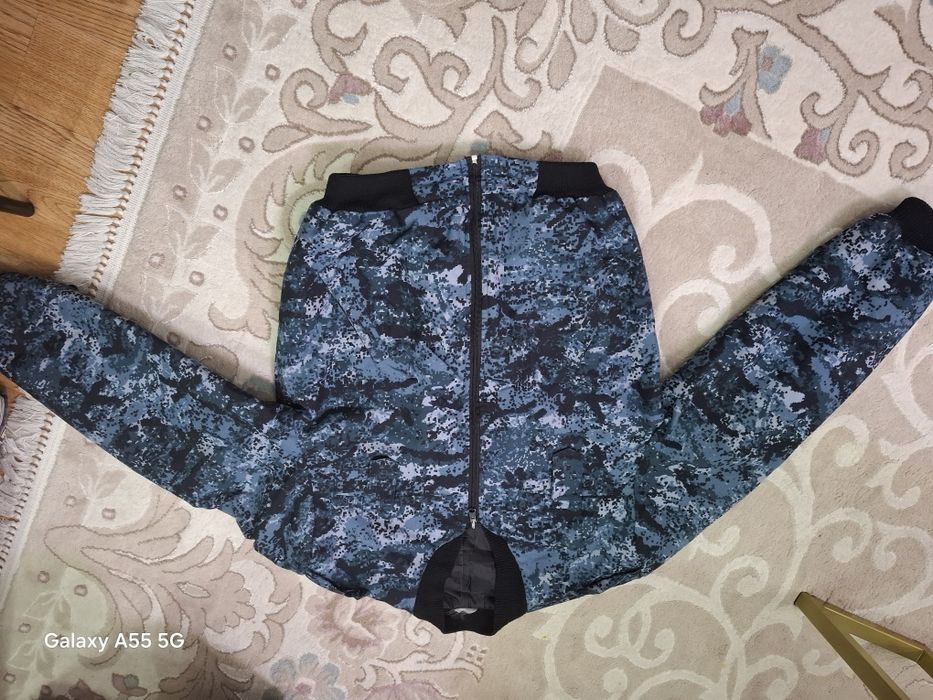 Бушлат, комуфляж сатылады