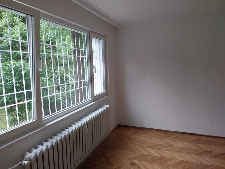 Дава се под наем Тристаен апартамент в София, Зона Б-19 - 90 кв.м за 867 € - Снимка #5