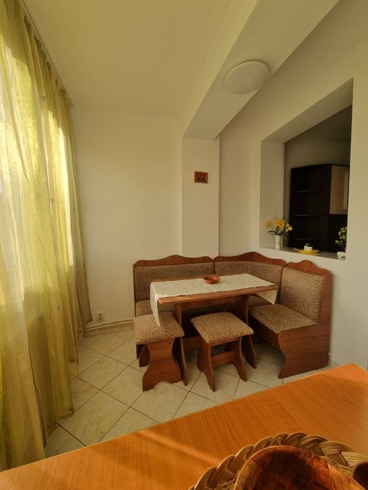 Închiriez garsoniera pe termen lung in  DEVA  zona centrala