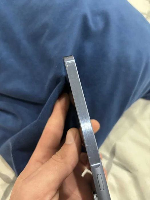 Samsung A55 с разбитой задней крышкой