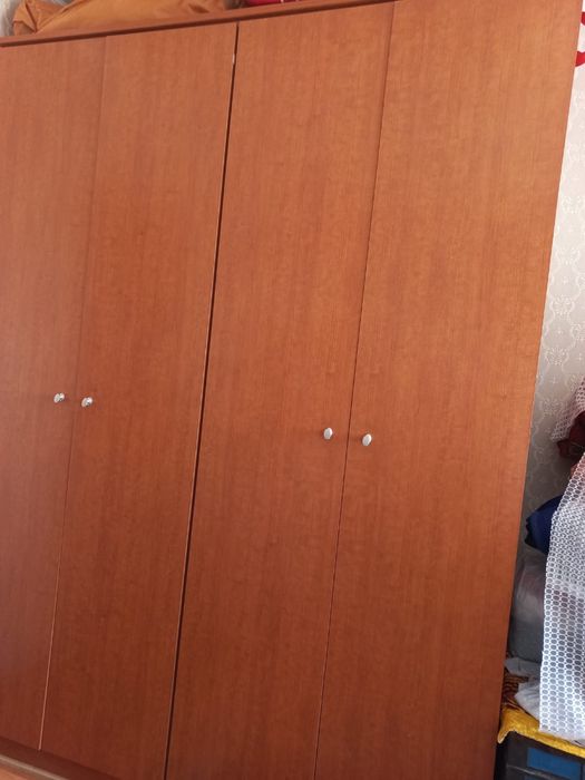 Шкаф 4-х дверный