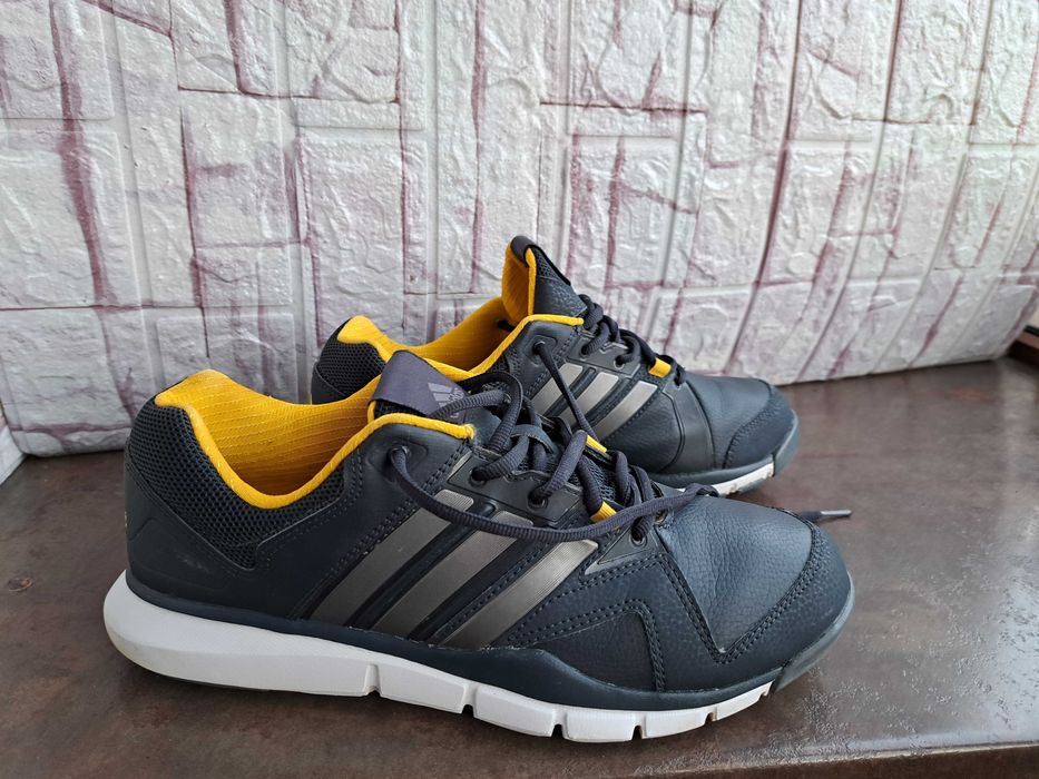 мъжки маратонки,кецове,спортни обувки,ном42,5 Adidas,адидас