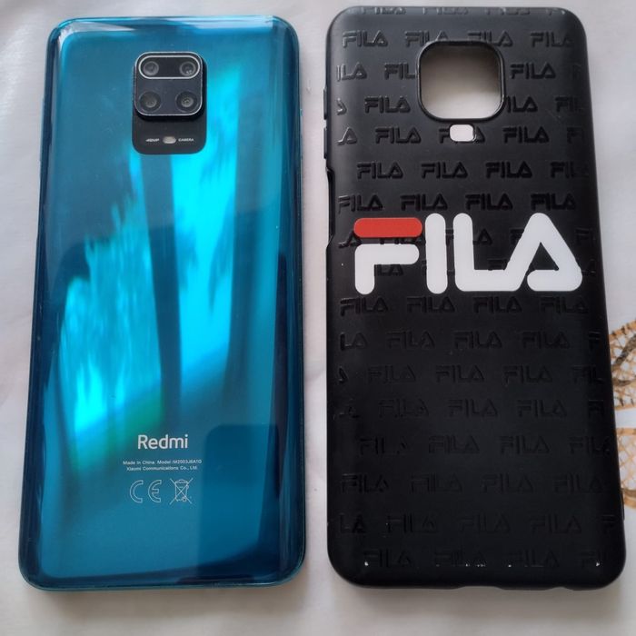 Продам смартфон Redmi Note9S