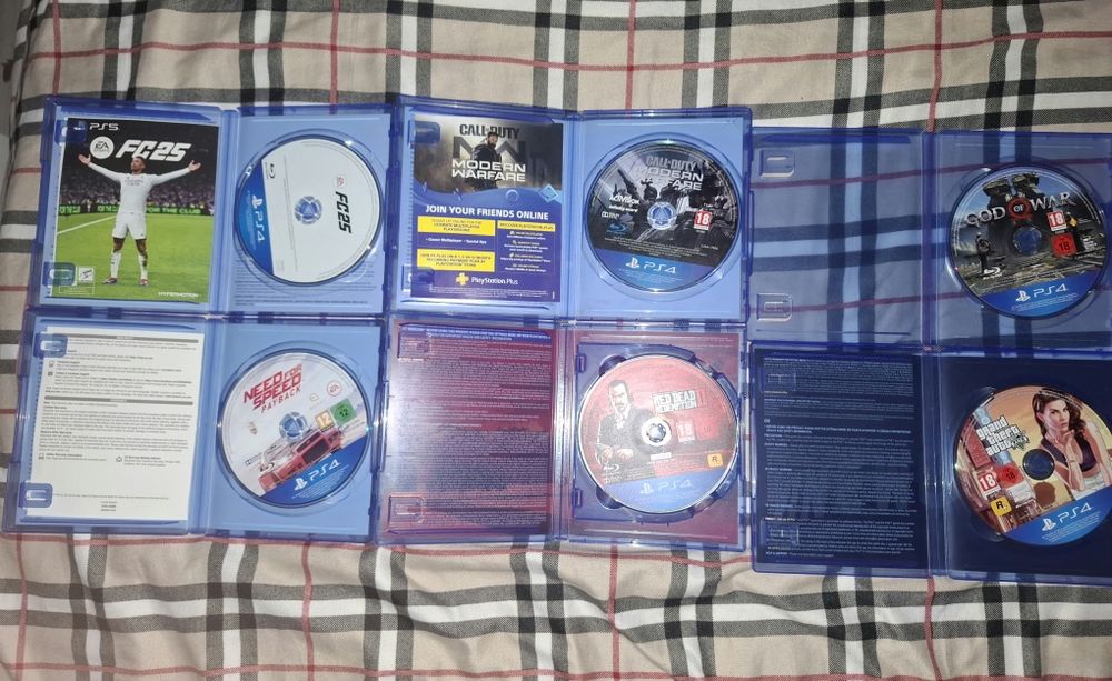 PlayStation 4/Ps4 Slim 528gb cu 6 jocuri si volan cu pedale