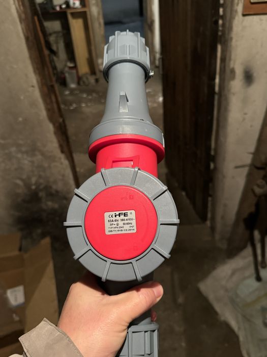 Вилка-розетка 63 Ампер