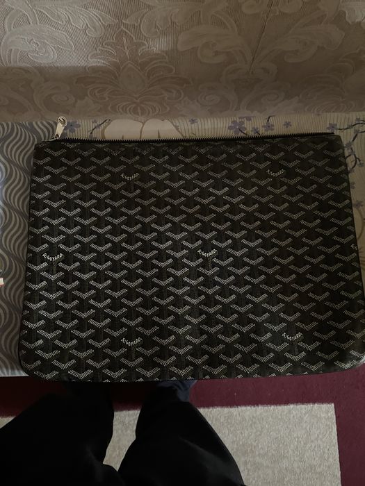 Goyard папка срочно
