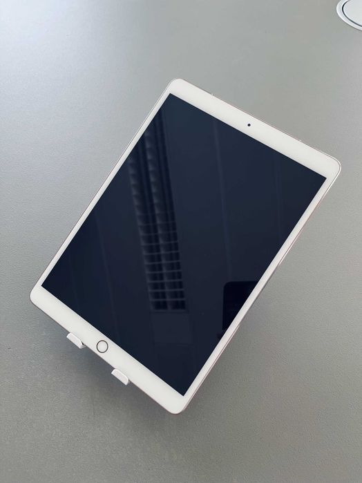 Apple iPad Pro 1gen A1709 10.5' 256GB WiFi + Cellular / Pink + Kутия