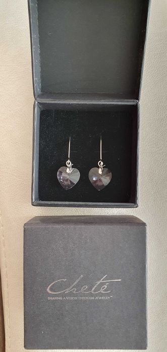 Cercei culoare auriu cu cristale în formă de inimă